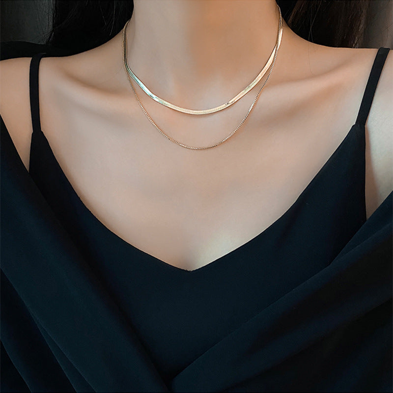 Collar Dina