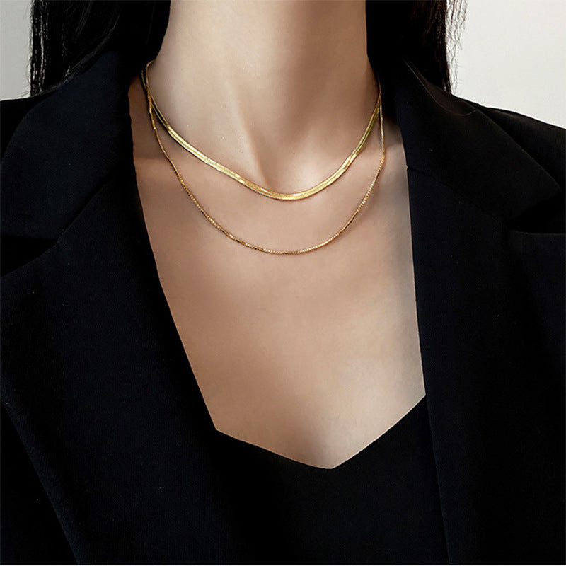 Collar Dina