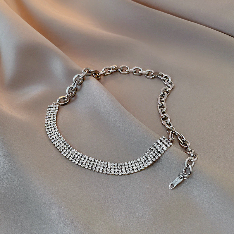 Collar Luana