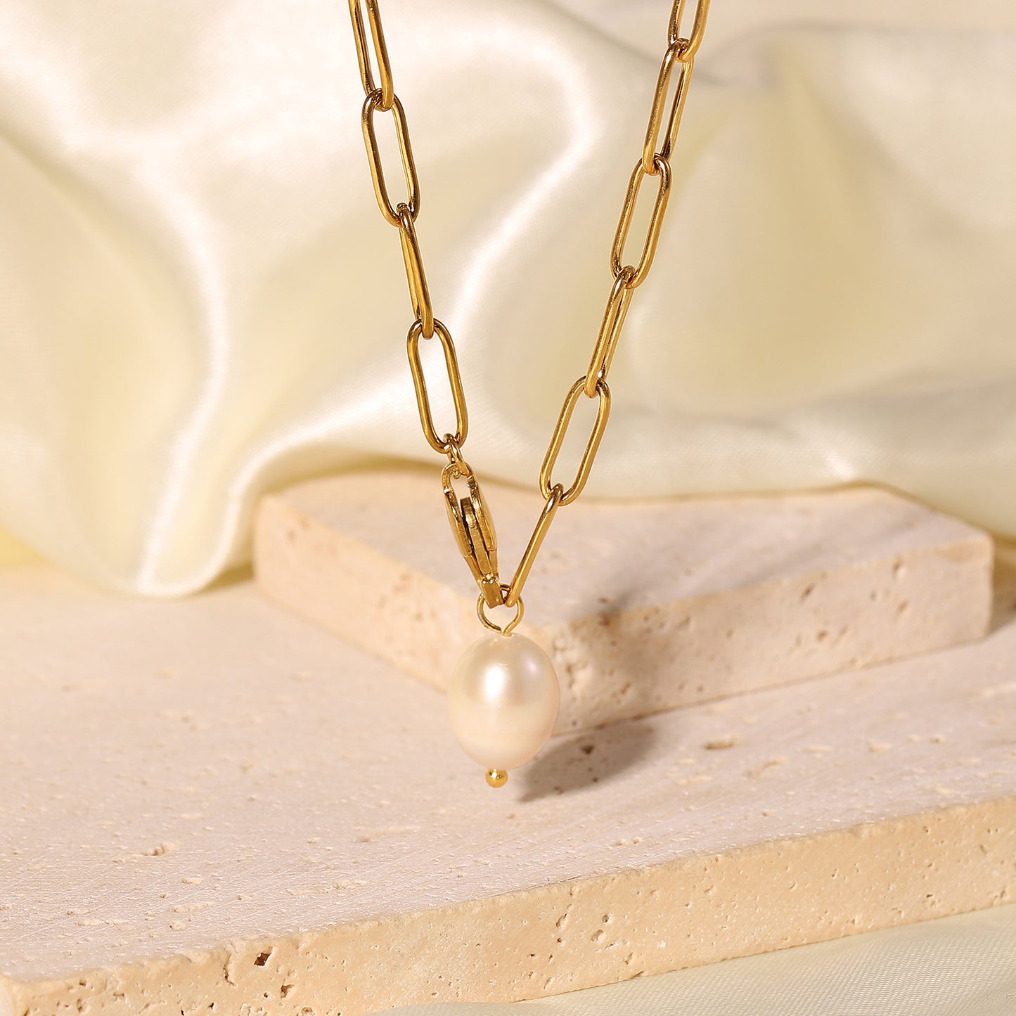 Collar Roma